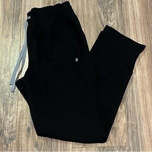 Women’s figs scrubs